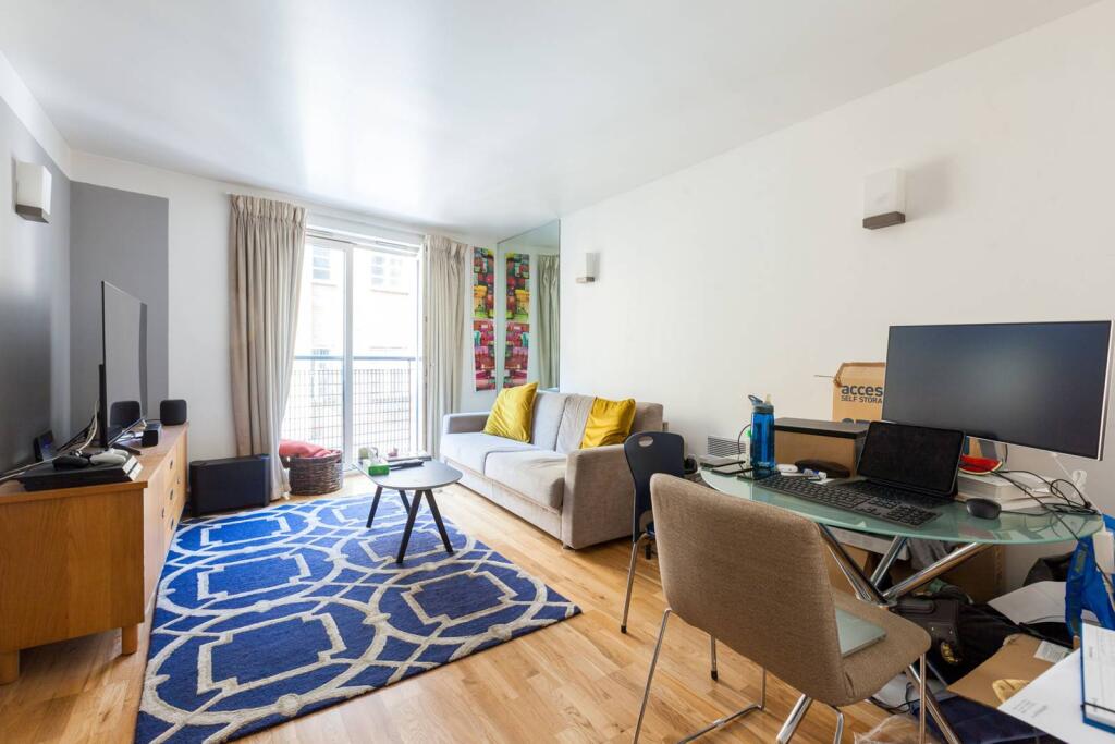 1 bed 1st Floor Flat for rent in London. From Foxtons - Shoreditch