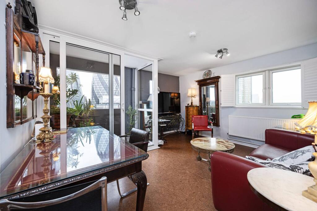 2 bed 1st Floor Flat for rent in London. From Foxtons - Shoreditch