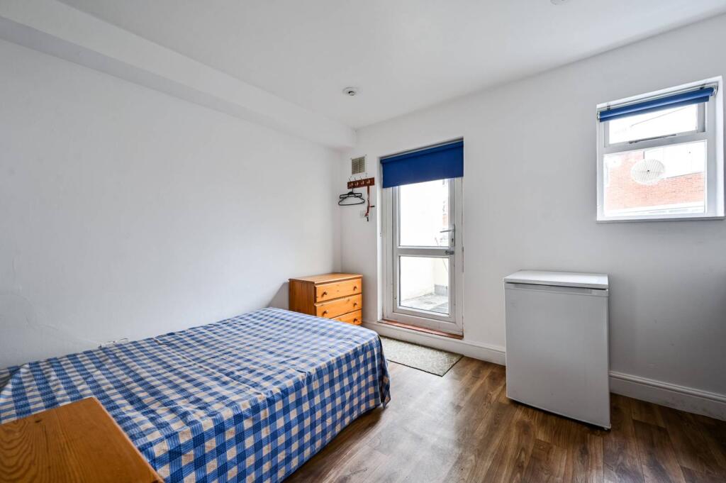 0 bed Studio for rent in London. From Foxtons - Shoreditch