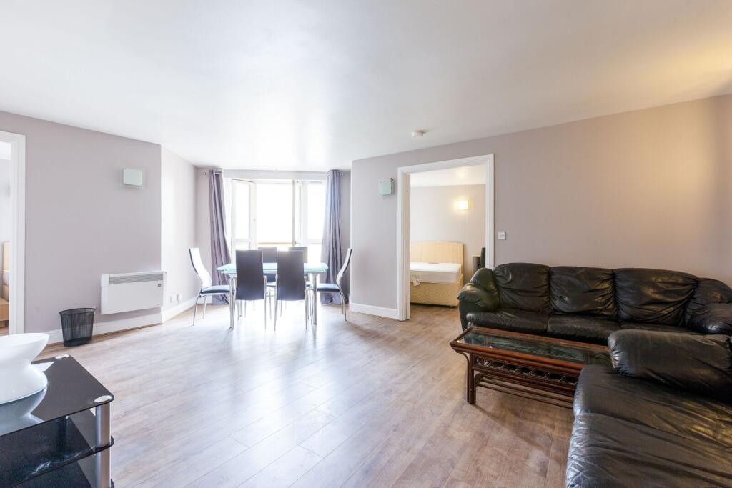 2 bed 1st Floor Flat for rent in London. From Foxtons - Shoreditch