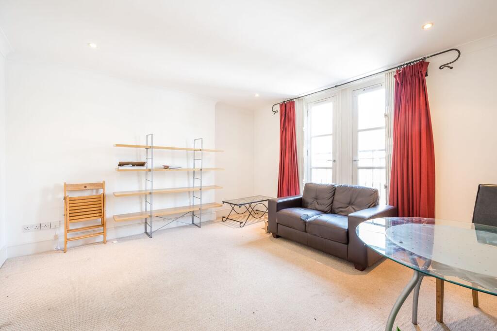 1 bed 1st Floor Flat for rent in Stepney. From Foxtons - Shoreditch