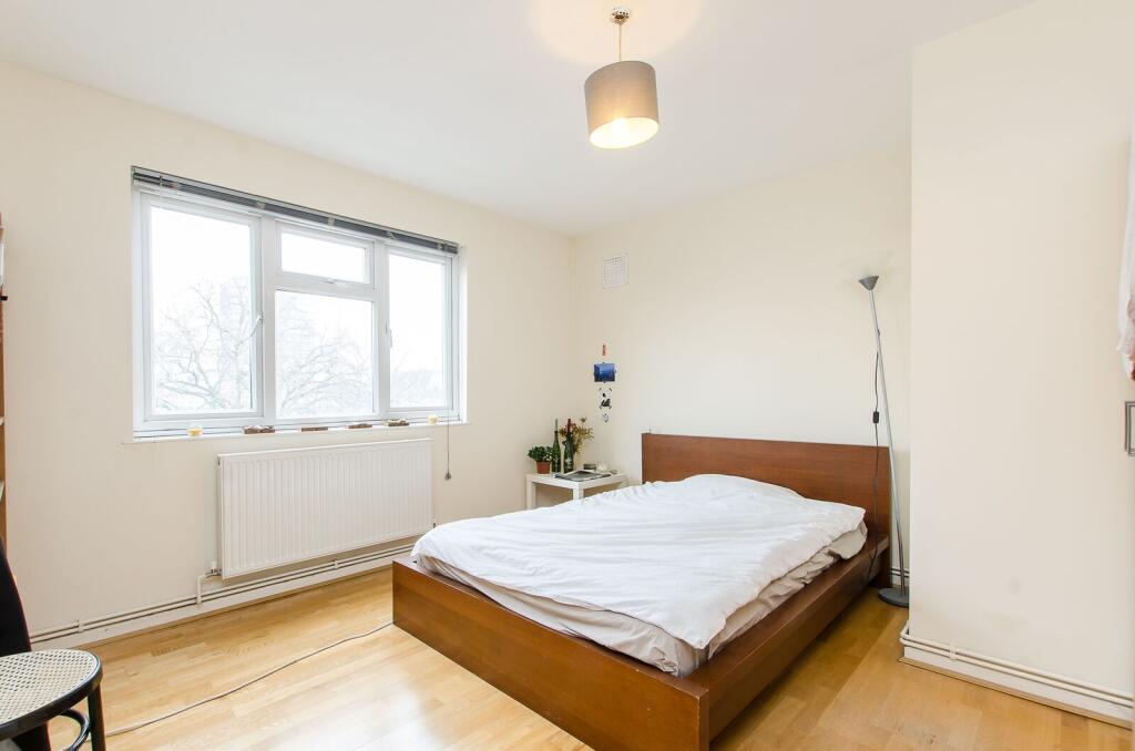 2 bed 1st Floor Flat for rent in London. From Foxtons - Shoreditch