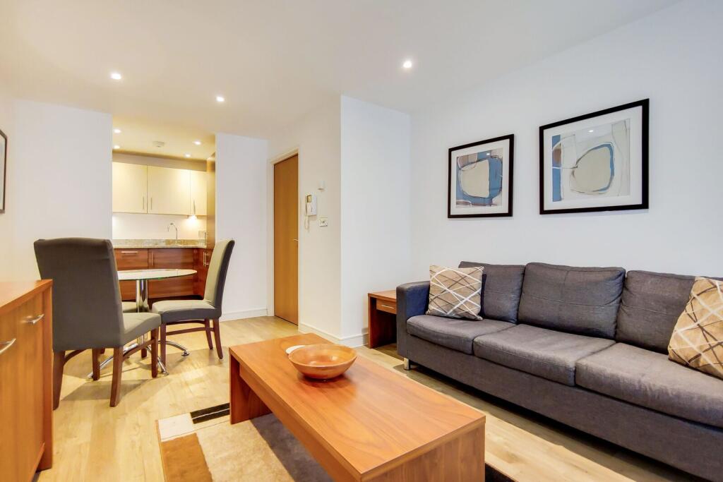 1 bed 1st Floor Flat for rent in London. From Foxtons - Shoreditch 1 bed 1st Floor Flat for rent in London. From Foxtons - Shoreditch
