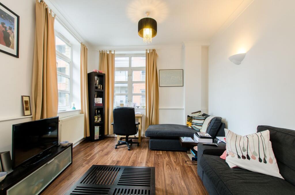 1 bed 1st Floor Flat for rent in London. From Foxtons - Shoreditch
