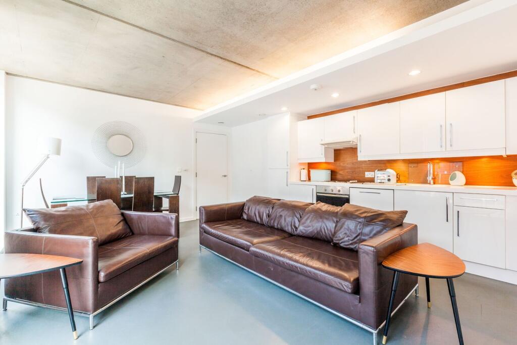 2 bed 1st Floor Flat for rent in London. From Foxtons - Shoreditch