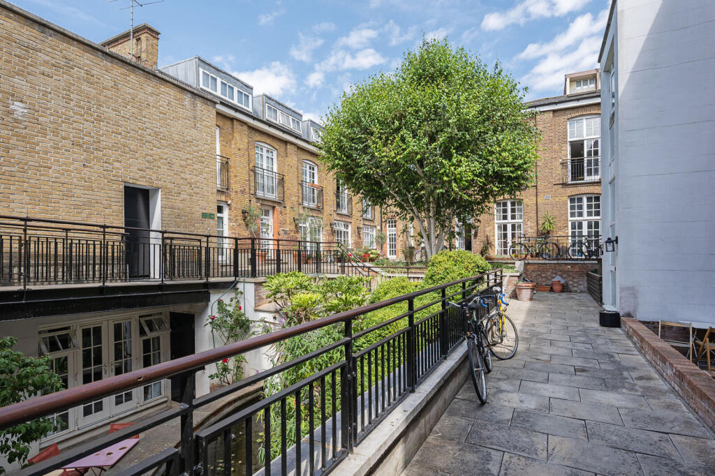 1 bed 1st Floor Flat for rent in London. From Foxtons - Shoreditch 1 bed 1st Floor Flat for rent in London. From Foxtons - Shoreditch