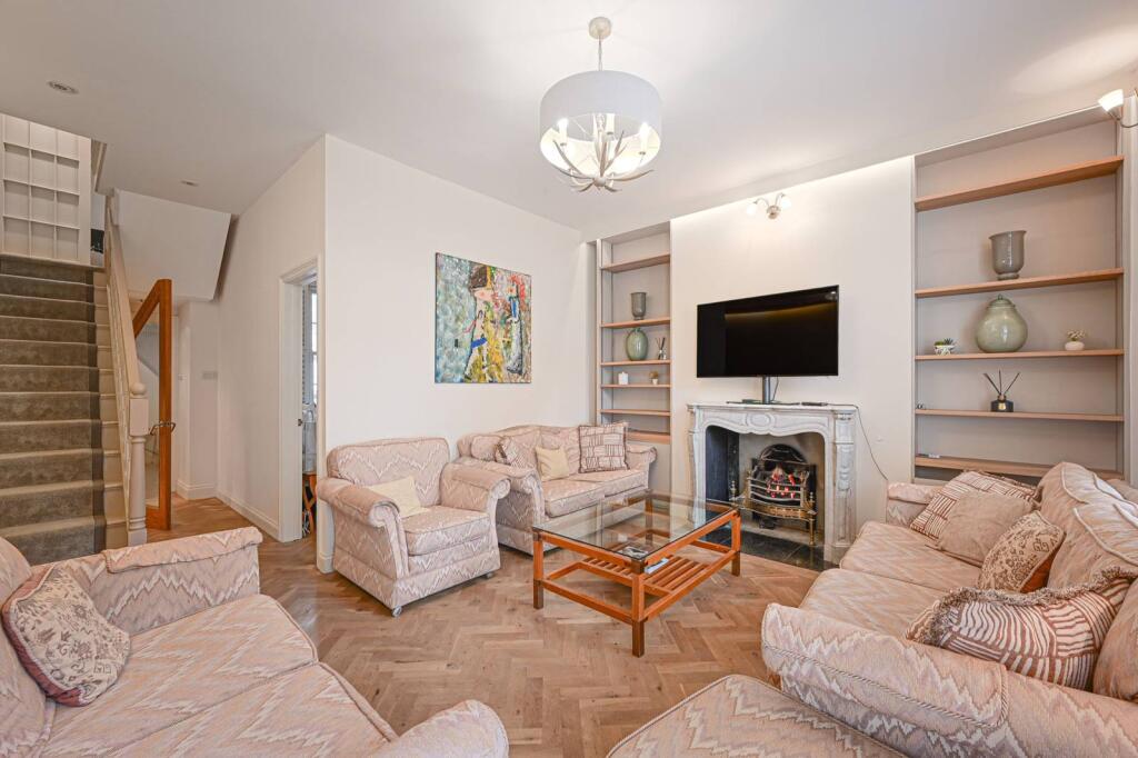 4 bed Detached for rent in London. From Foxtons - South Kensington