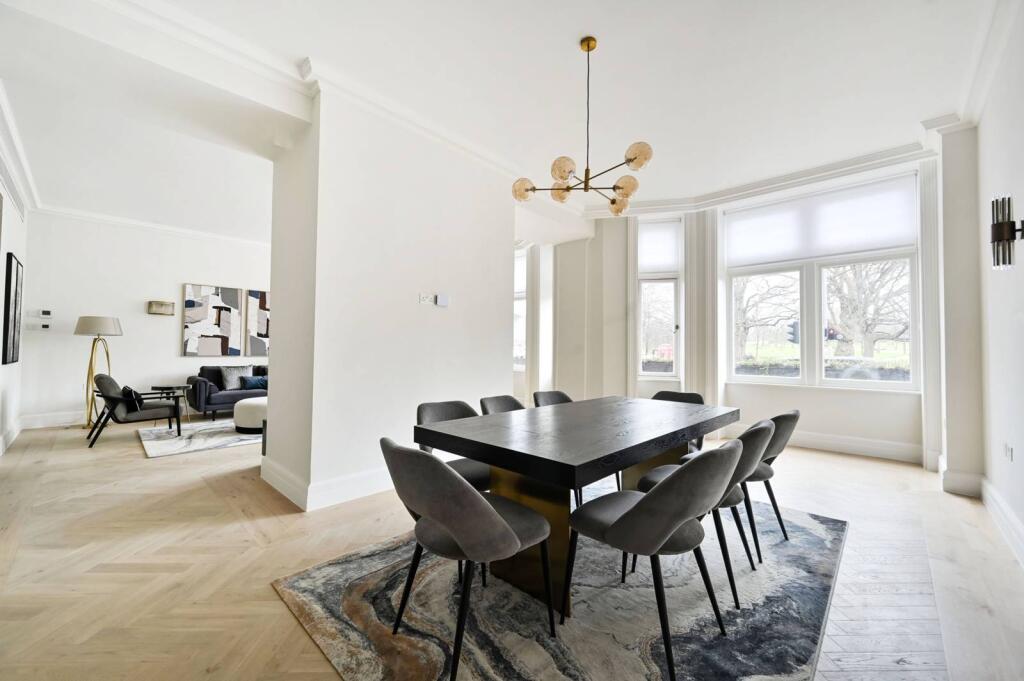 5 bed 1st Floor Flat for rent in London. From Foxtons - South Kensington