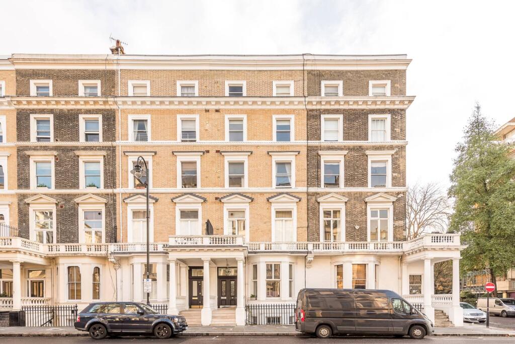 1 bed 1st Floor Flat for rent in London. From Foxtons - South Kensington