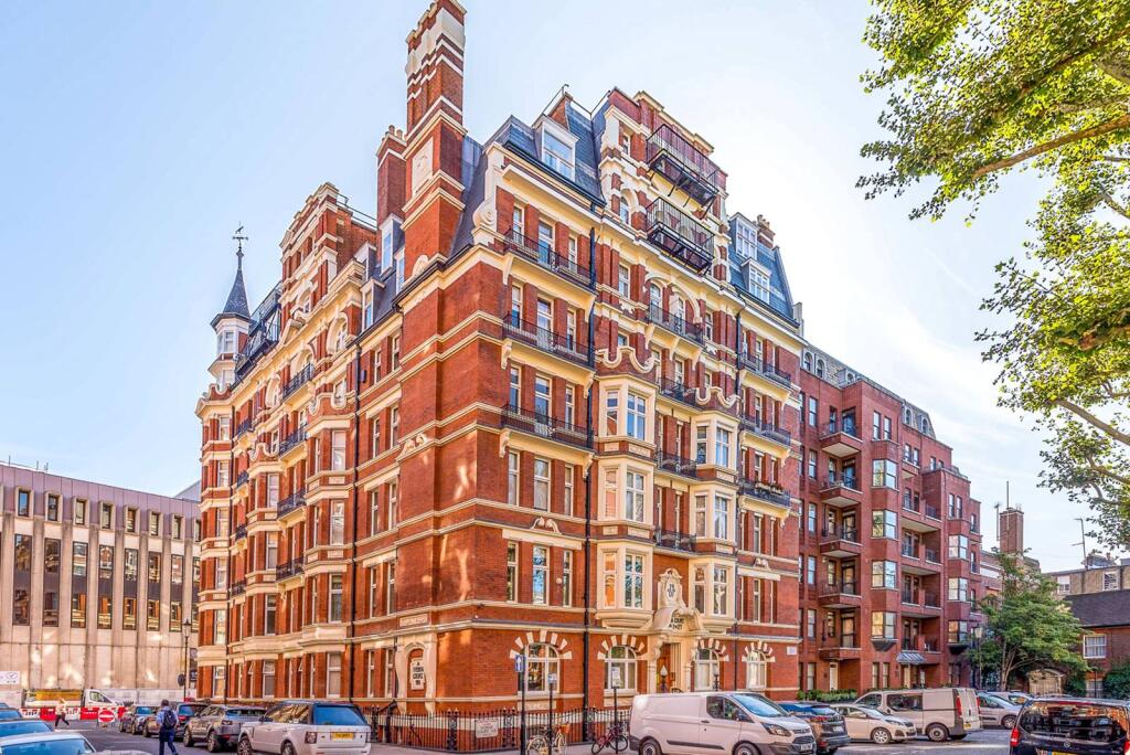 2 bed 1st Floor Flat for rent in London. From Foxtons - South Kensington