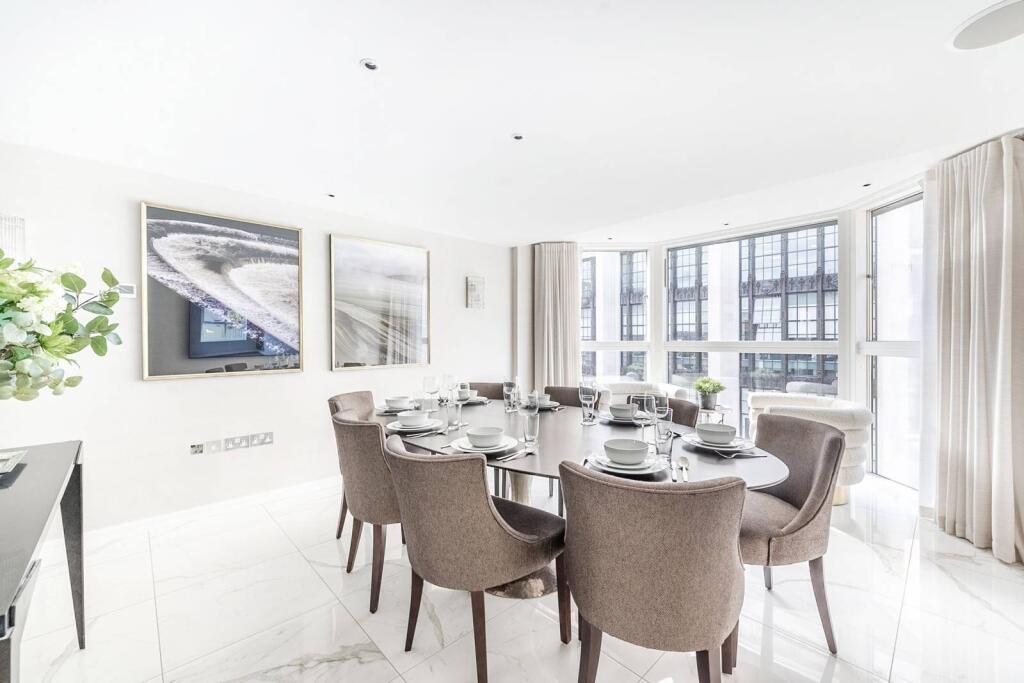 3 bed Penthouse for rent in London. From Foxtons - South Kensington