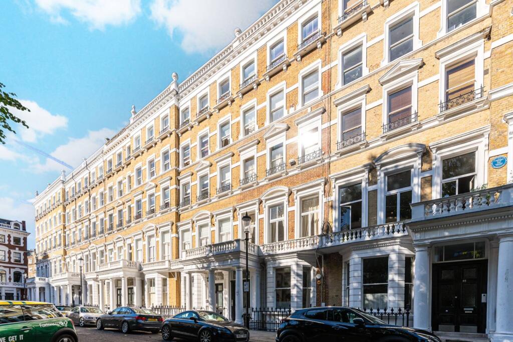 3 bed 1st Floor Flat for rent in London. From Foxtons - South Kensington 3 bed 1st Floor Flat for rent in London. From Foxtons - South Kensington
