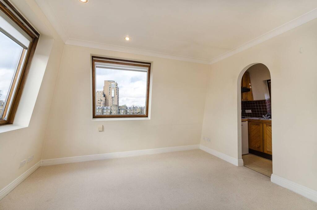 1 bed 1st Floor Flat for rent in London. From Foxtons - South Kensington