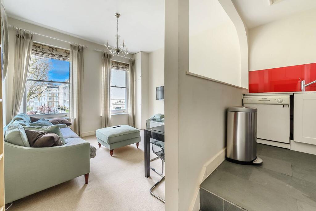 1 bed 1st Floor Flat for rent in London. From Foxtons - South Kensington