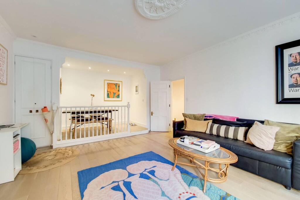 1 bed 1st Floor Flat for rent in London. From Foxtons - South Kensington