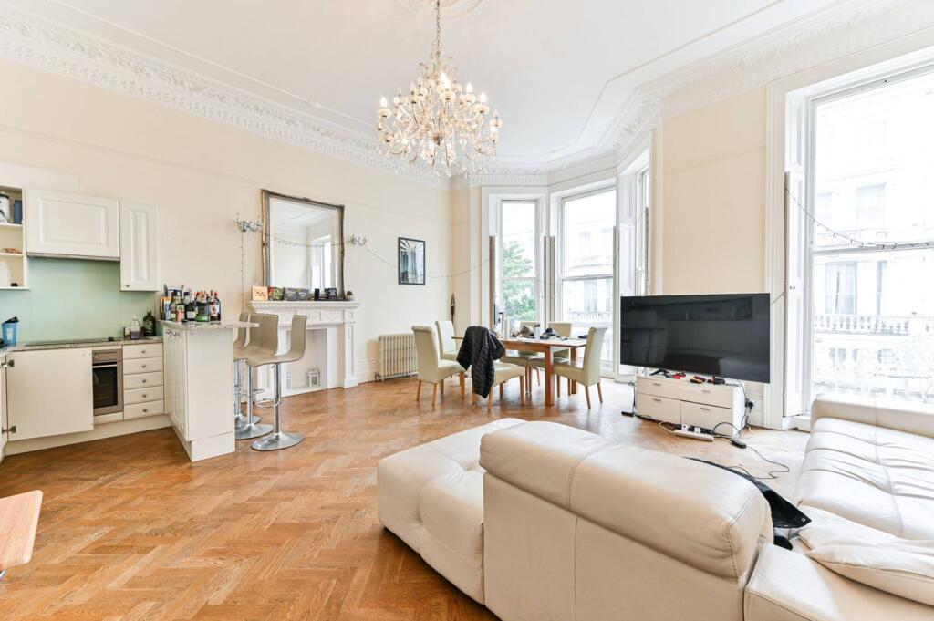 2 bed 1st Floor Flat for rent in London. From Foxtons - South Kensington