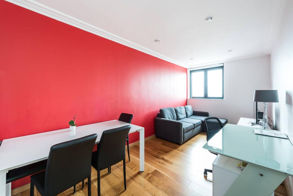1 bed 1st Floor Flat for rent in Kensington. From Foxtons - South Kensington