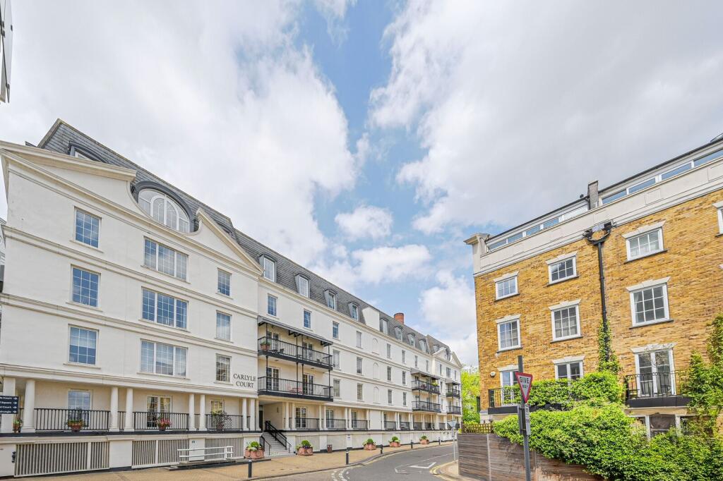 2 bed 1st Floor Flat for rent in London. From Foxtons - South Kensington