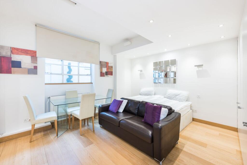 4 bed Studio for rent in Chelsea. From Foxtons - South Kensington