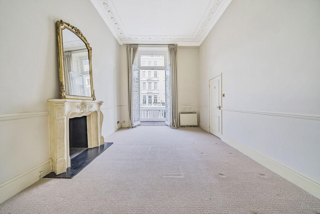2 bed 1st Floor Flat for rent in Kensington. From Foxtons - South Kensington
