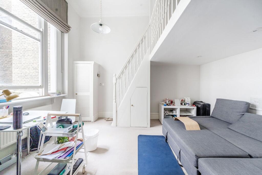 4 bed Studio for rent in London. From Foxtons - South Kensington