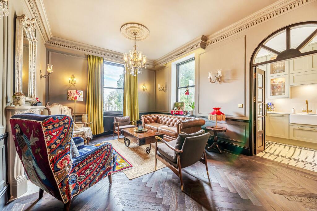 2 bed 1st Floor Flat for rent in London. From Foxtons - South Kensington