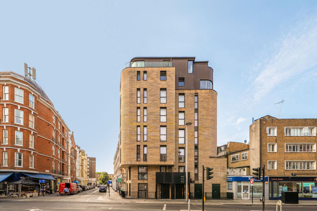 2 bed 1st Floor Flat for rent in London. From Foxtons - South Kensington