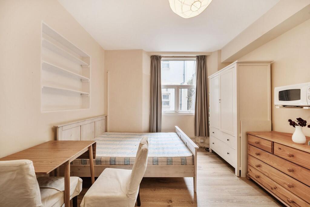 0 bed Studio for rent in London. From Foxtons - South Kensington