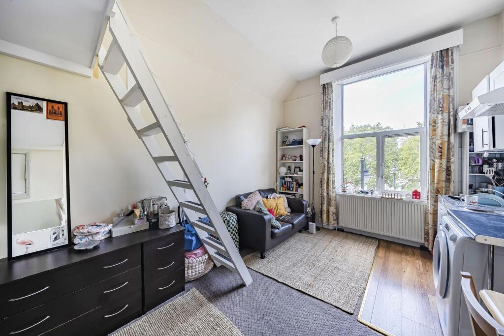 0 bed Studio for rent in Kensington. From Foxtons - South Kensington
