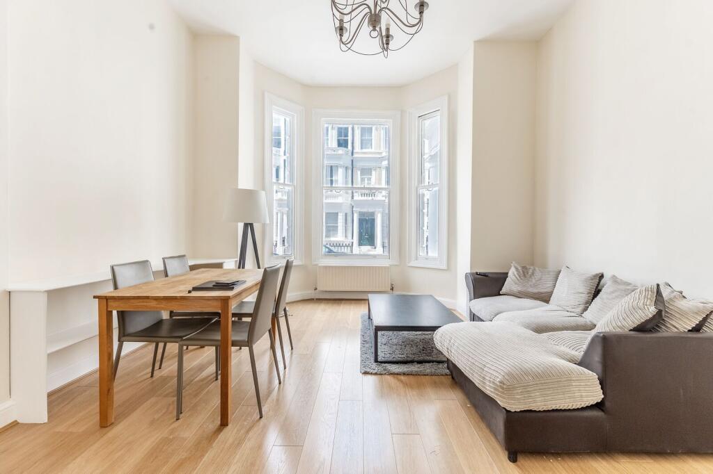 1 bed 1st Floor Flat for rent in Kensington. From Foxtons - South Kensington