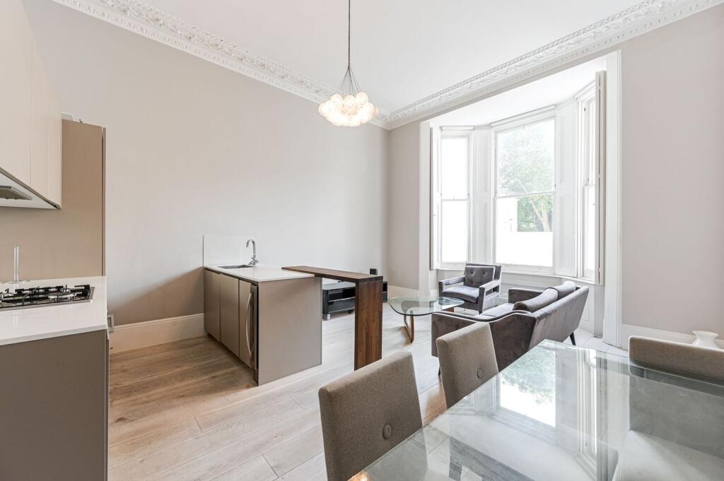 2 bed 1st Floor Flat for rent in London. From Foxtons - South Kensington