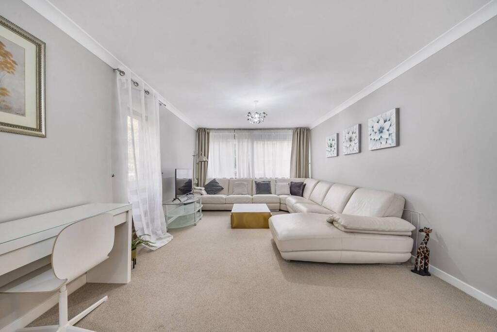 2 bed 1st Floor Flat for rent in London. From Foxtons - St Johns Wood