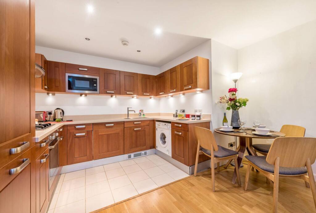 2 bed 1st Floor Flat for rent in London. From Foxtons - St Johns Wood
