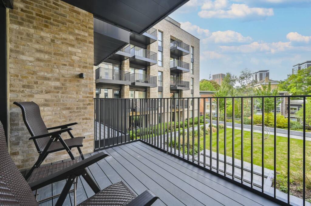 2 bed 1st Floor Flat for rent in Paddington. From Foxtons - St Johns Wood