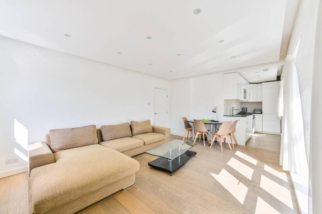 2 bed 1st Floor Flat for rent in London. From Foxtons - St Johns Wood