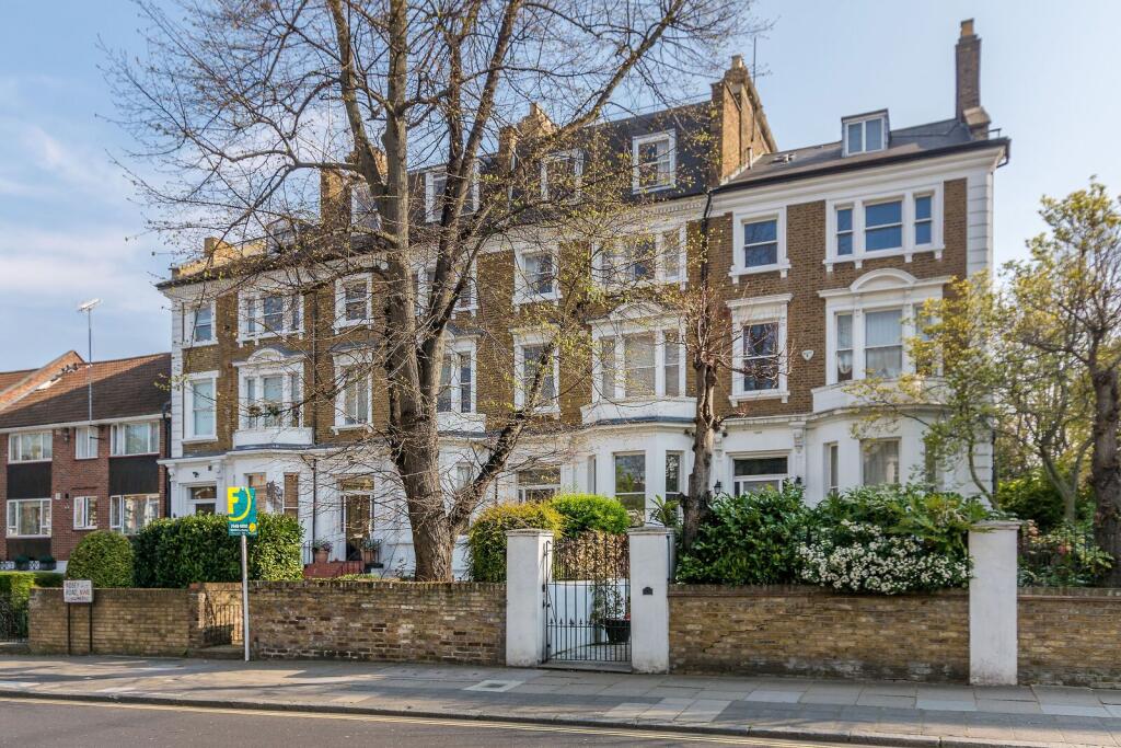 2 bed 1st Floor Flat for rent in London. From Foxtons - St Johns Wood