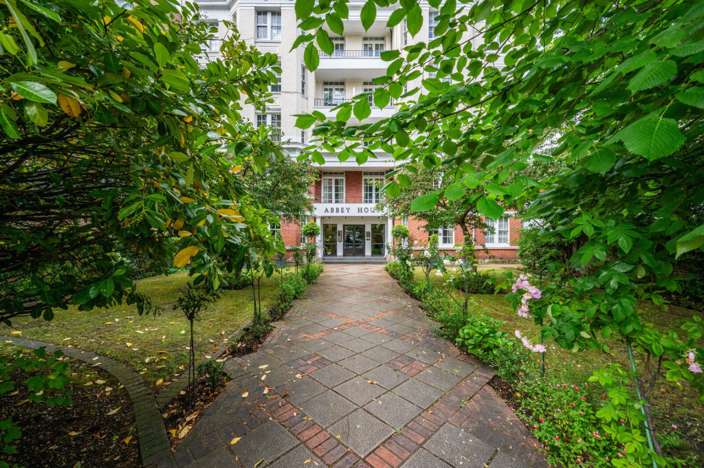 1 bed 1st Floor Flat for rent in Paddington. From Foxtons - St Johns Wood