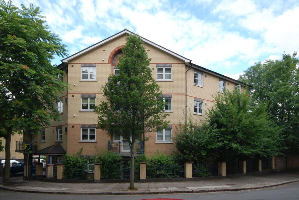 2 bed 1st Floor Flat for rent in London. From Foxtons - St Johns Wood