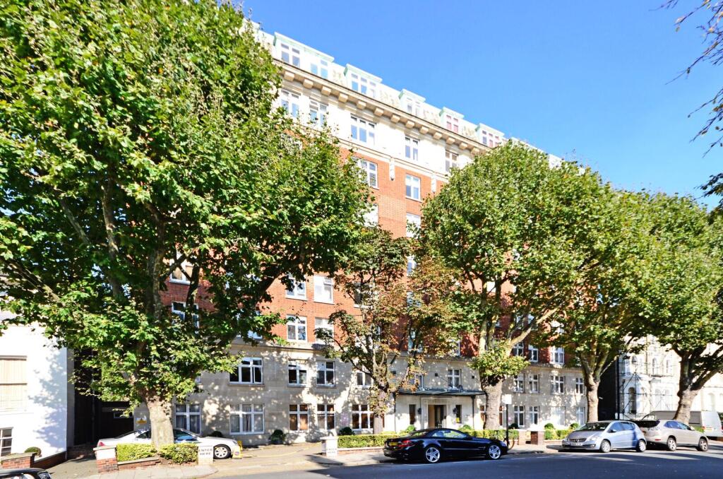 0 bed Studio for rent in Paddington. From Foxtons - St Johns Wood