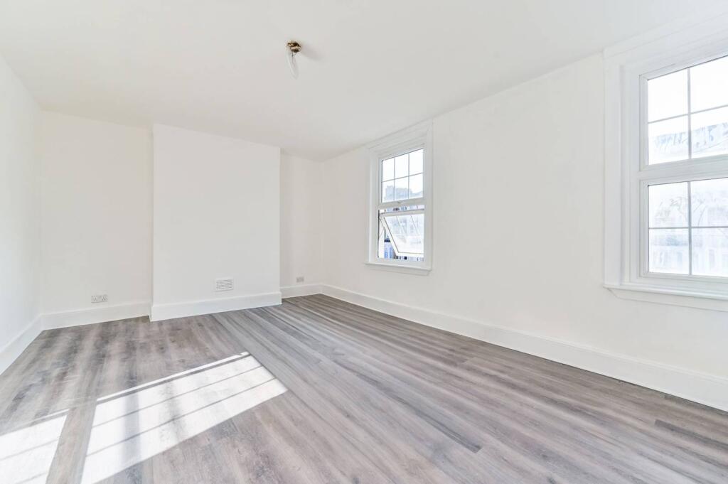 3 bed Annexe for rent in London. From Foxtons - Stoke Newington