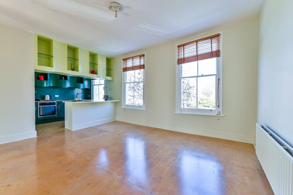1 bed 1st Floor Flat for rent in London. From Foxtons - Stoke Newington