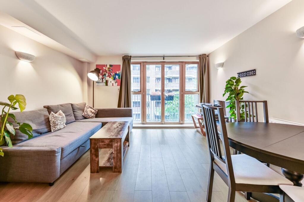 1 bed 1st Floor Flat for rent in London. From Foxtons - Stoke Newington