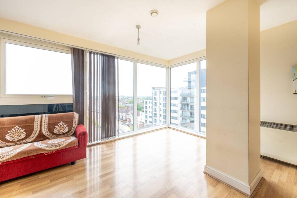 1 bed 1st Floor Flat for rent in Ilford. From Foxtons - Stratford