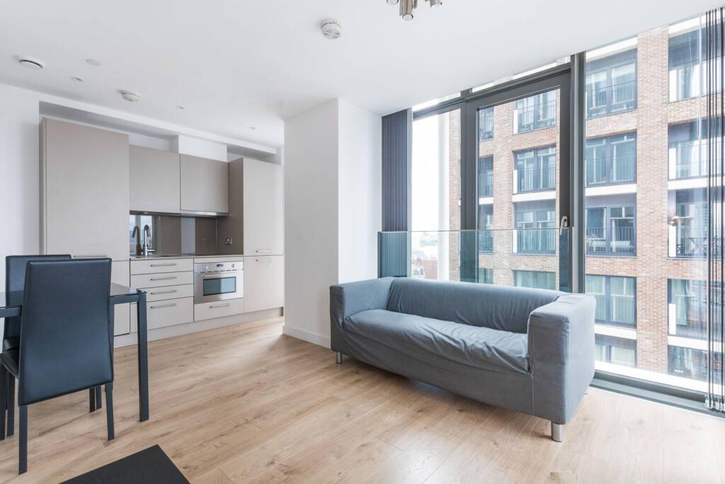 4 bed Annexe for rent in London. From Foxtons - Stratford