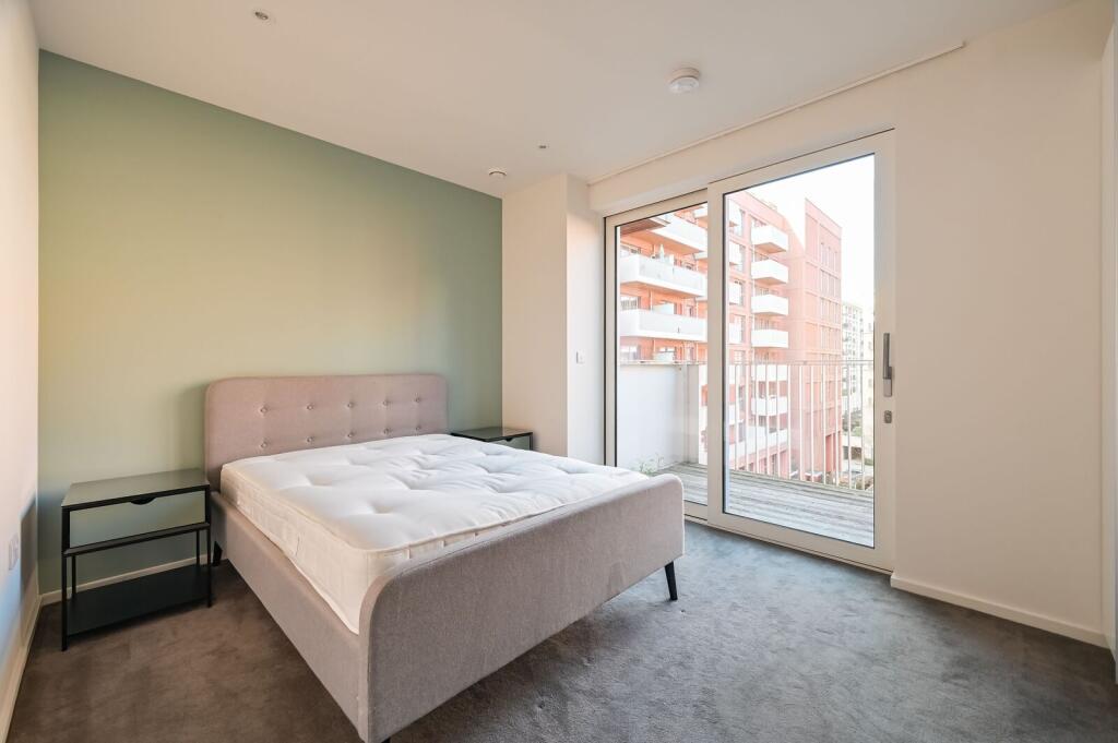 3 bed 1st Floor Flat for rent in Stratford. From Foxtons - Stratford 3 bed 1st Floor Flat for rent in Stratford. From Foxtons - Stratford