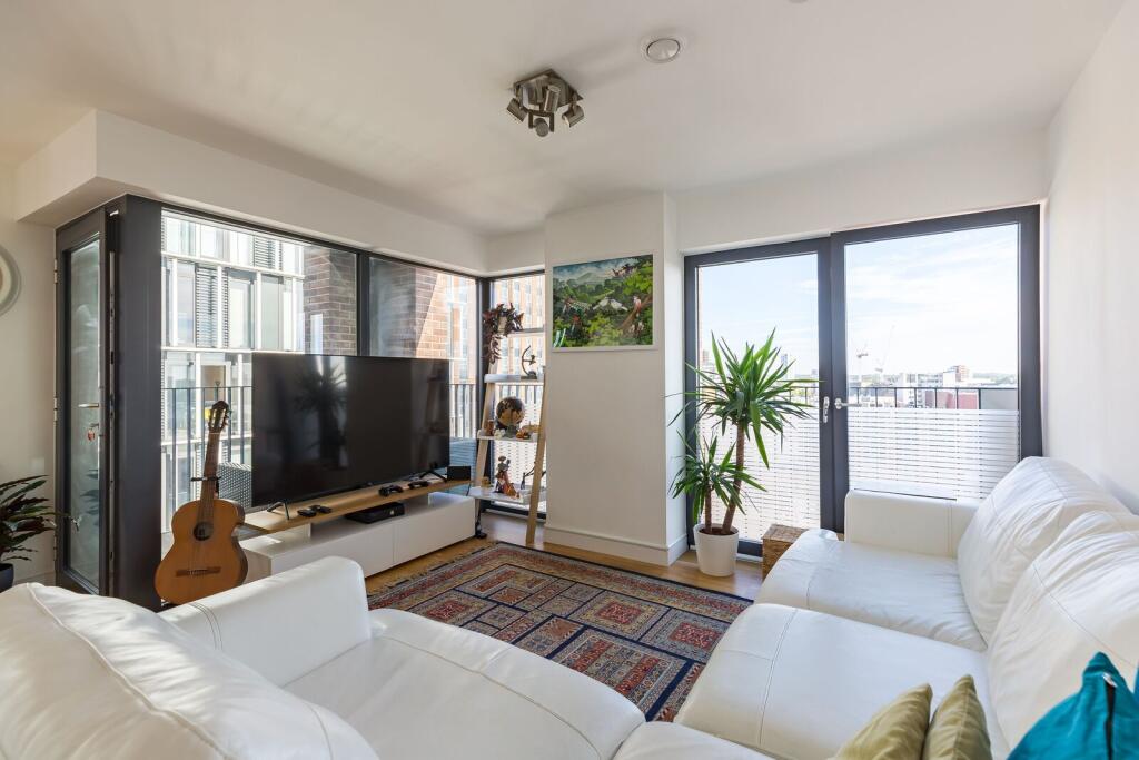2 bed 1st Floor Flat for rent in Stratford. From Foxtons - Stratford 2 bed 1st Floor Flat for rent in Stratford. From Foxtons - Stratford