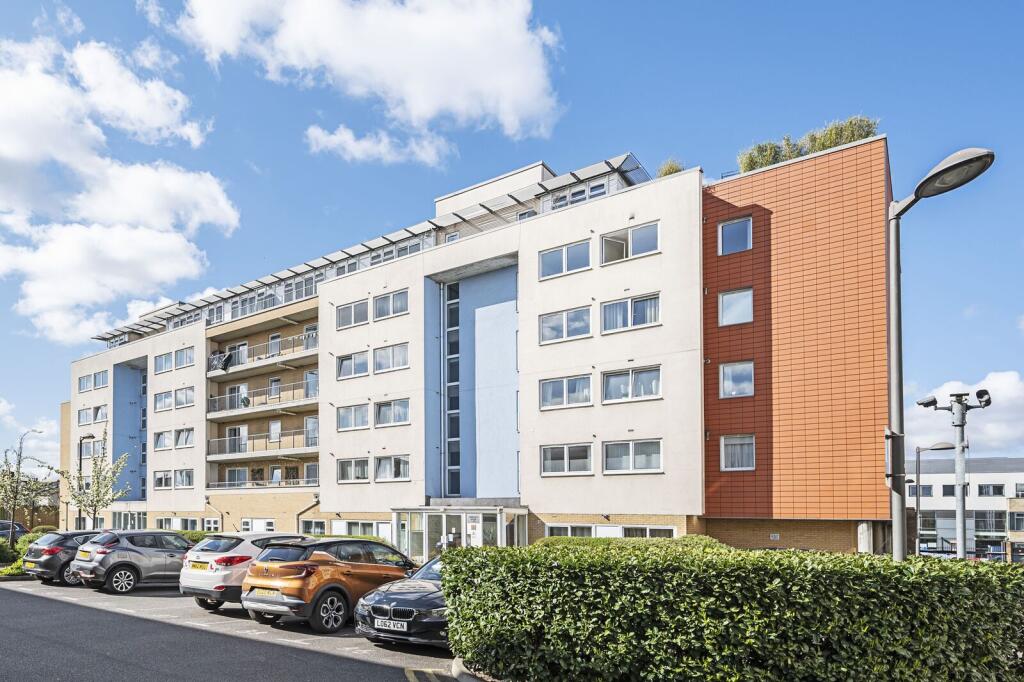 2 bed 1st Floor Flat for rent in London. From Foxtons - Stratford 2 bed 1st Floor Flat for rent in London. From Foxtons - Stratford