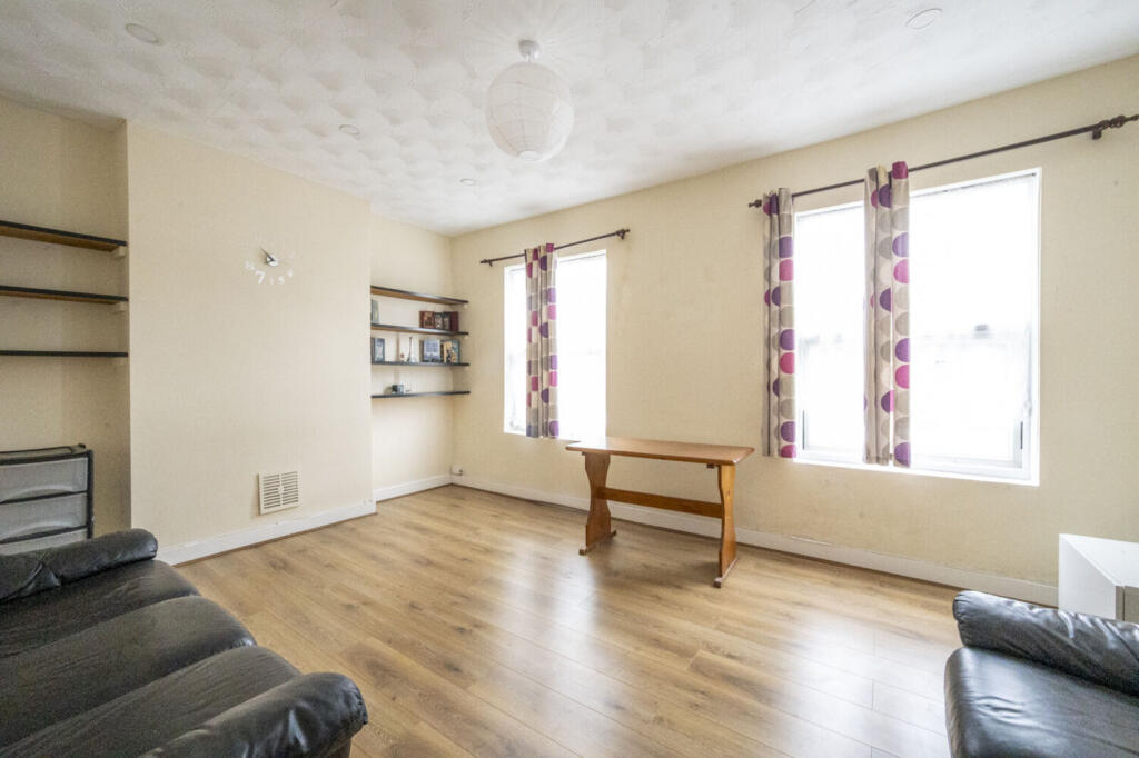 1 bed 1st Floor Flat for rent in London. From Foxtons - Stratford 1 bed 1st Floor Flat for rent in London. From Foxtons - Stratford