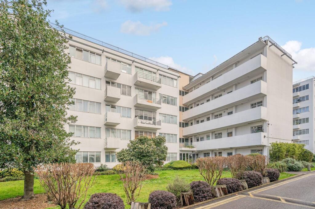 1 bed 1st Floor Flat for rent in London. From Foxtons - Streatham
