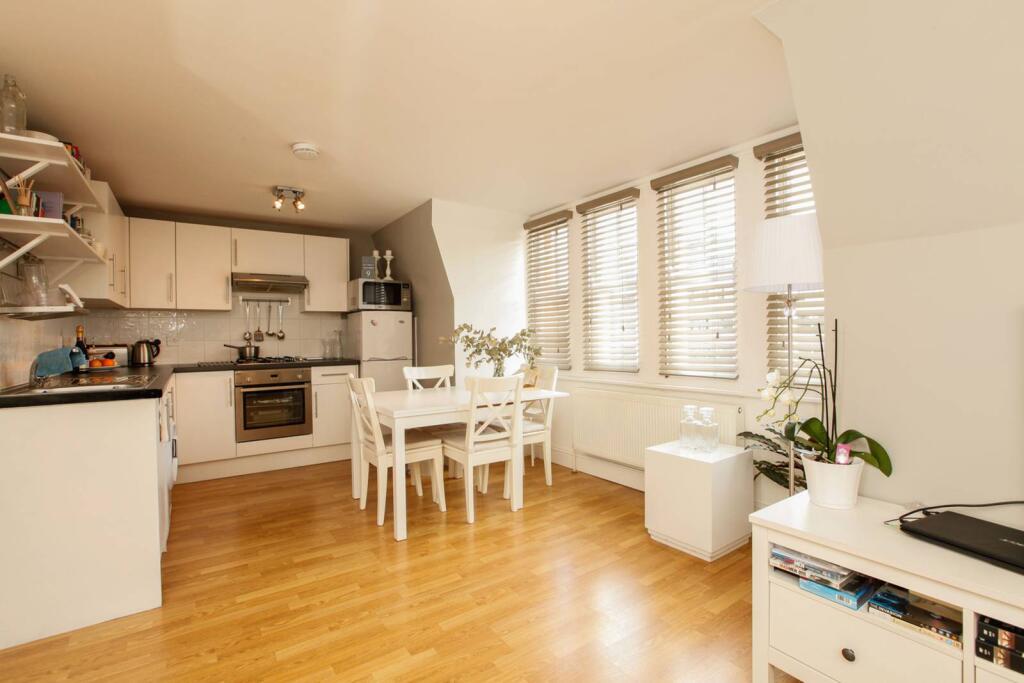 1 bed 1st Floor Flat for rent in London. From Foxtons - Streatham